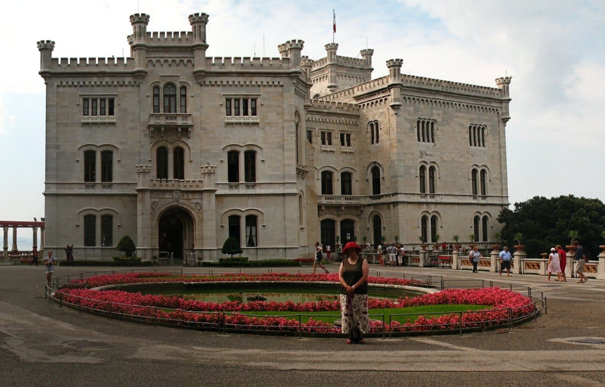 Castillo Miramare Portada