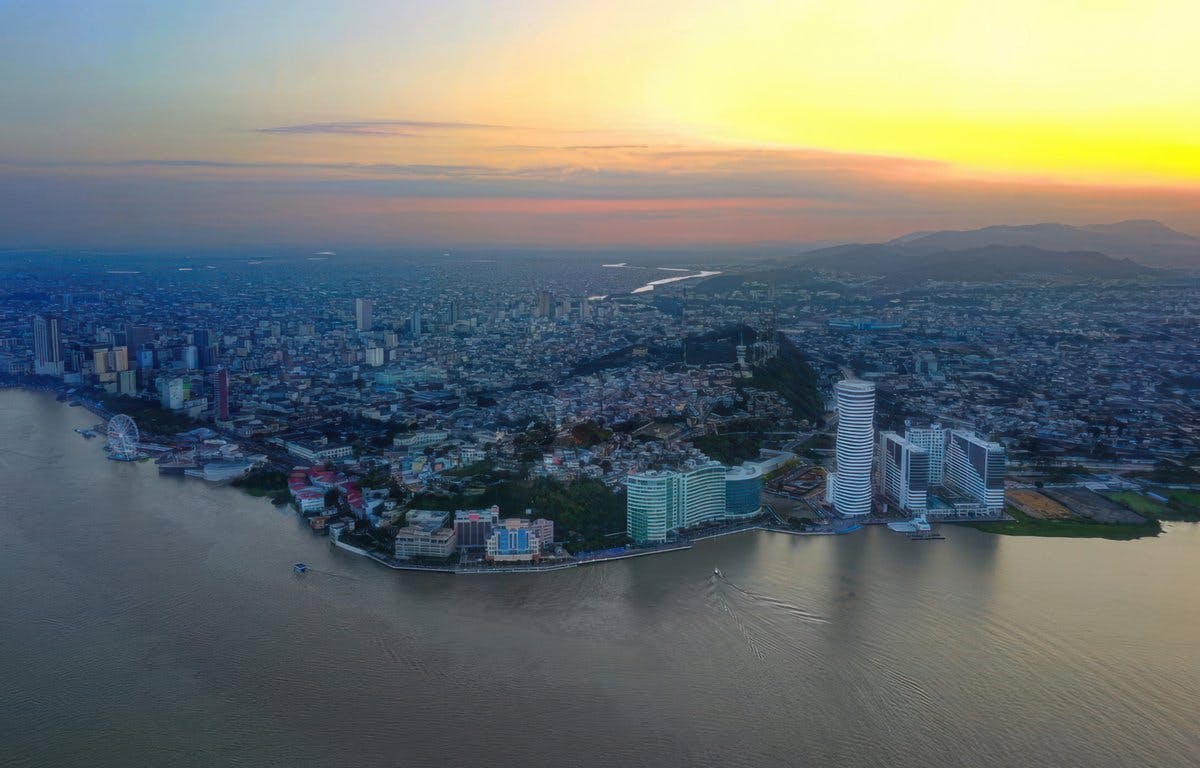 Guayaquil Portada