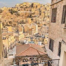 Royal Villa Mira LUXE Condos and Studios With Panoramic Terrace view In Rainbow Street - Downtown Central Amman 