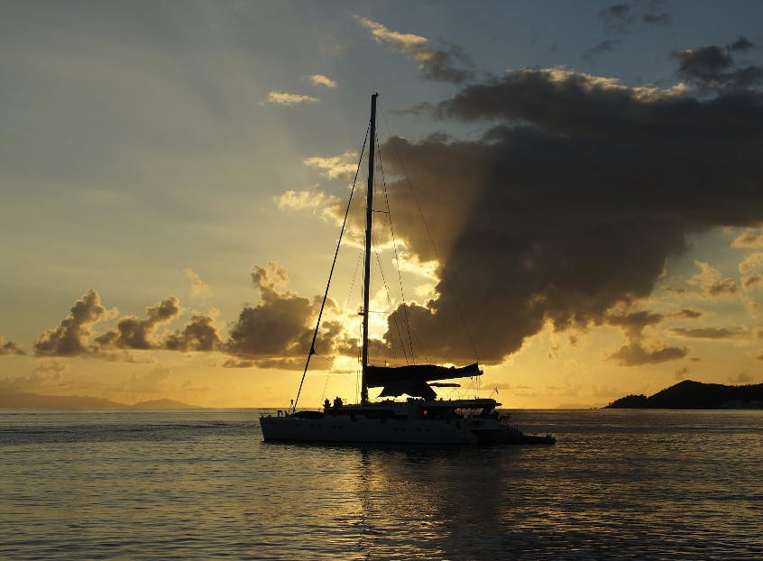 Imagen del tour: Paseo en Catamarán a la Puesta de Sol en Calpe