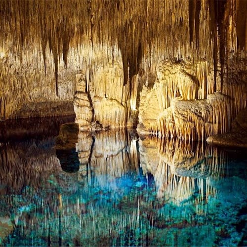 Imagen del tour: Excursión a Porto Cristo y cuevas del Drach