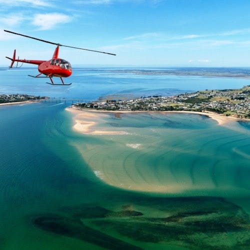 Imagen del tour: Vuelo en helicóptero de 8 minutos: Phillip Island Cape Woolamai o circuito del Gran Premio