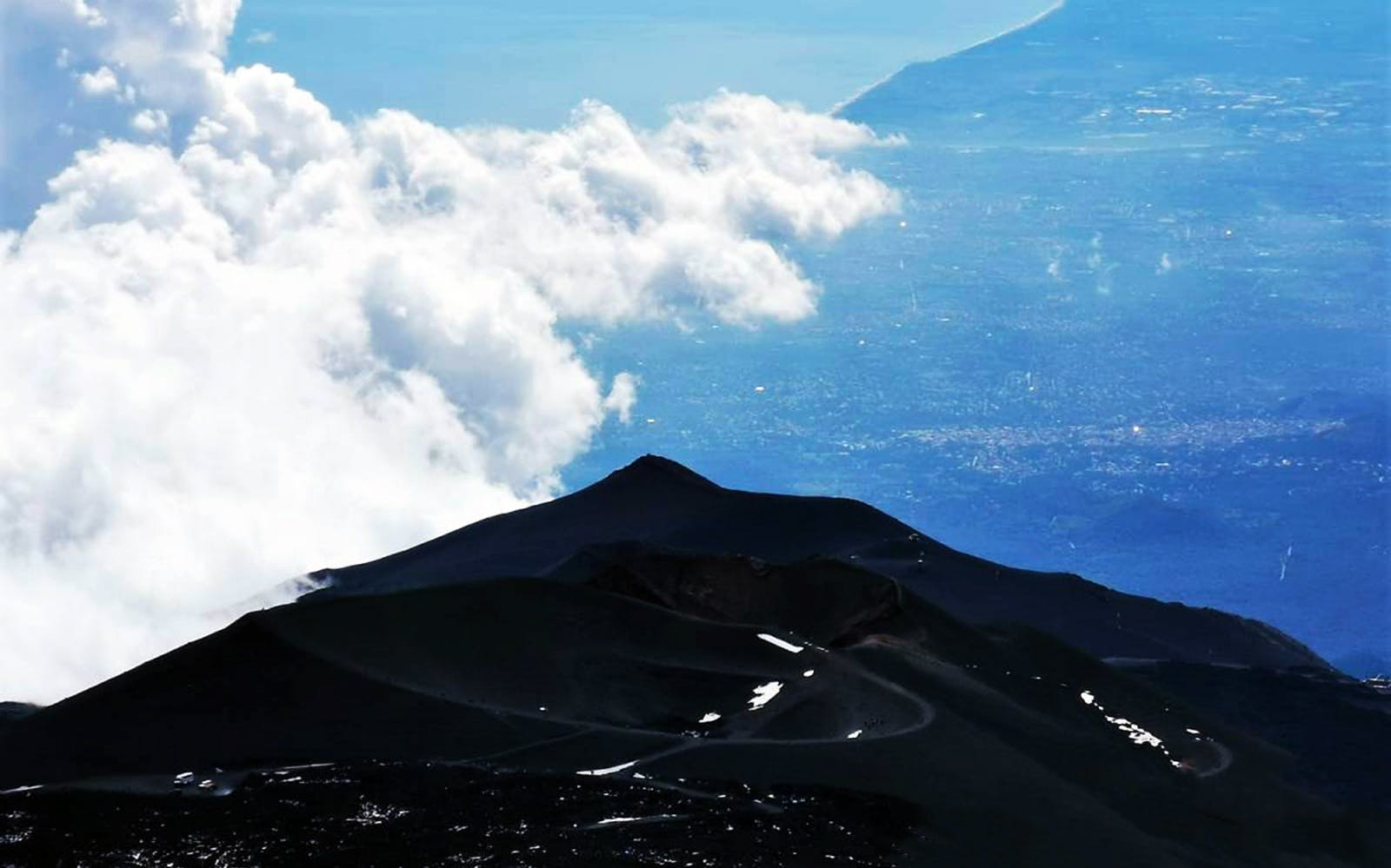 Imagen del tour: Mount Etna Tour – Trek to the Summit [2022] | Headout
