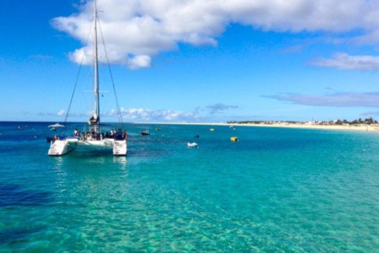 Imagen del tour: Paseo en catamarán por la isla de Sal