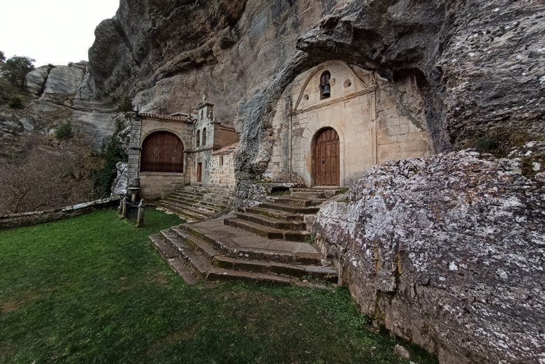 Imagen del tour: Tour por Espinosa de los Monteros, Puentedey y ermita de San Bernabé