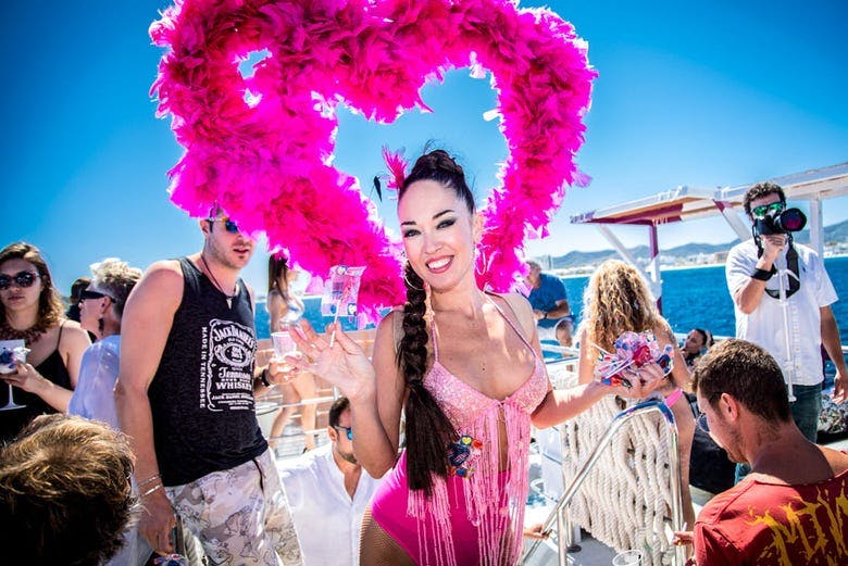 Imagen del tour: Fiesta en barco Beautiful People Ibiza