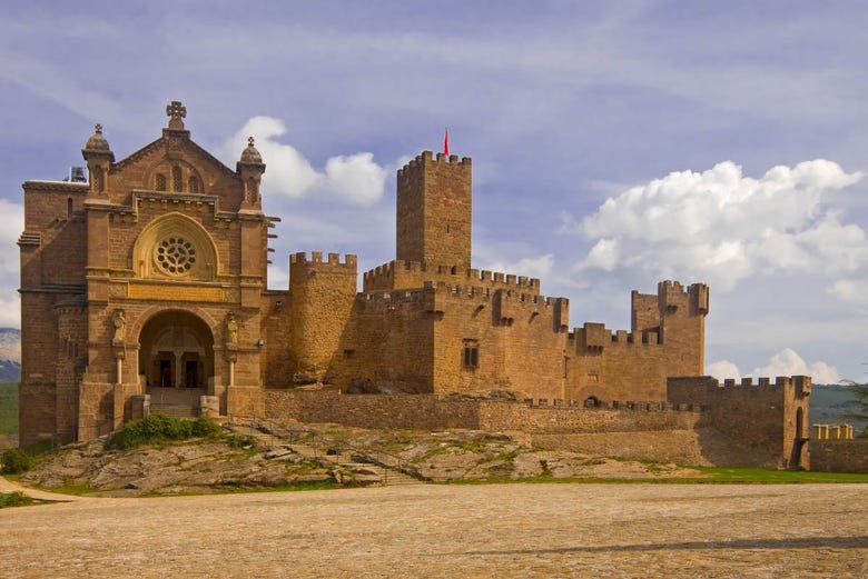 Imagen del tour: Excursión al monasterio de Leyre y al castillo de Javier