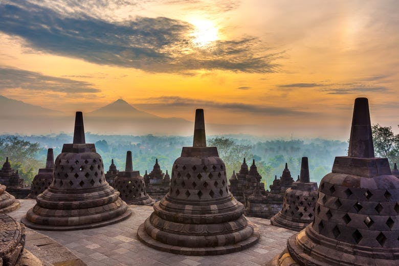 Imagen del tour: Excursión privada a Borobudur al amanecer y Meseta Dieng