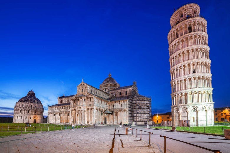 Imagen del tour: Visita guiada por Pisa + Torre inclinada