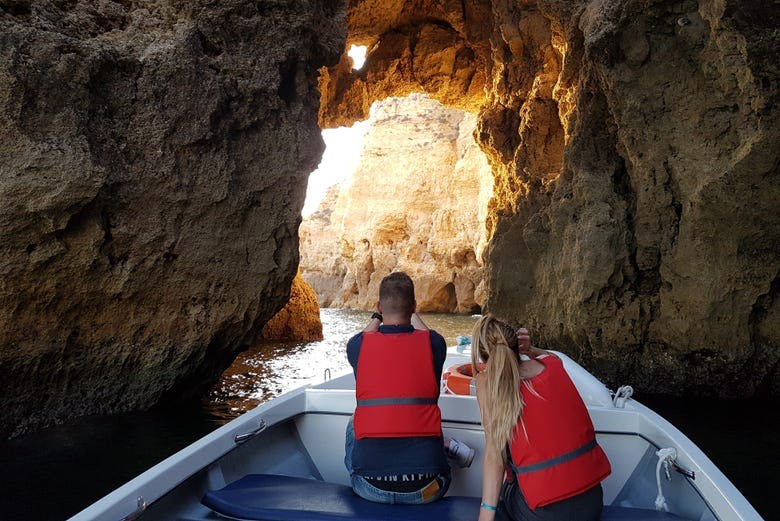 Imagen del tour: Paseo en barco a las cuevas de Ponta da Piedade