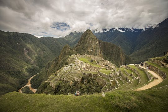 Imagen del tour: Excursión guiada de día completo a Machu Picchu en tren 360° (IncaRail)