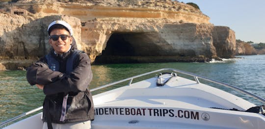 Imagen del tour: Excursión en barco privado a las cuevas de Benagil plus
