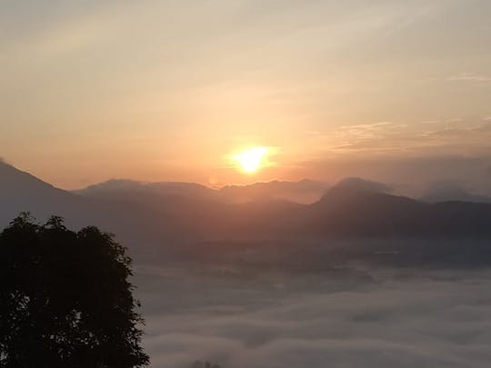 Imagen del tour: Excursión de un día al amanecer Gunung Putri Lembang desde Bandung