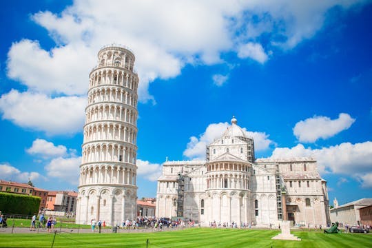 Imagen del tour: Tour guiado por Pisa con Torre inclinada y entrada a la catedral de Pisa