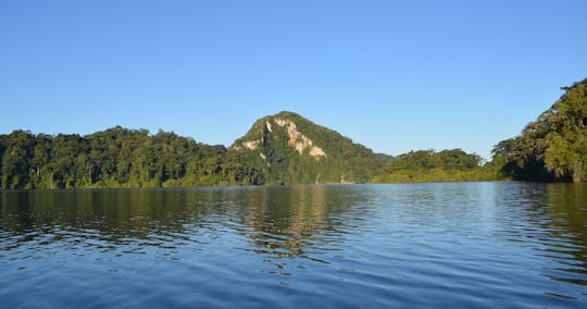 Imagen del tour: Excursión de día completo a la laguna de Metzabok desde Palenque
