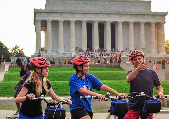 Imagen del tour: Recorrido en bicicleta por los monumentos y memoriales de Washington, DC