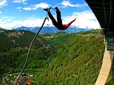 Imagen del tour: Puenting de 192 metros en el Europabrücke (Puente de Europa), Innsbruck