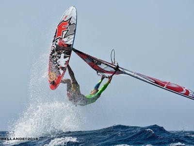 Imagen del tour: Curso de windsurf avanzado en Las Cucharas, Costa Teguise