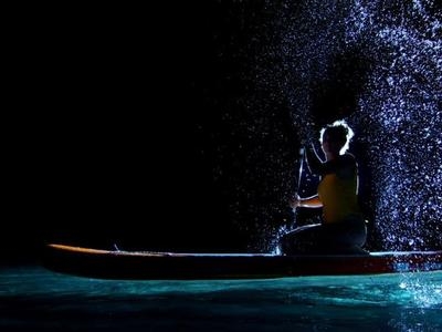 Aventura de Luna Llena en kayak de mar en el Cabo Kamenjak