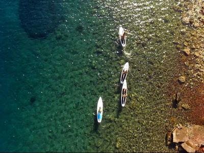 Imagen del tour: Excursión de SUP y snorkel en Santorini