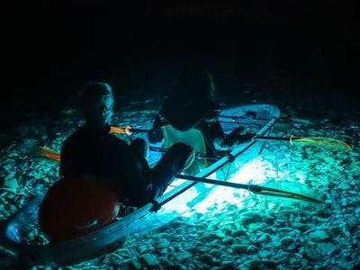 Imagen del tour: Excursión nocturna en kayak transparente en Pula