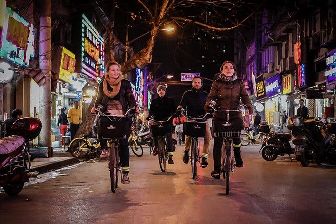 Imagen del tour: Recorrido nocturno en bicicleta por Shanghái