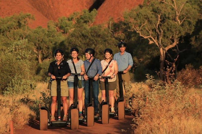Imagen del tour: Amanecer en el Uluru y Segway