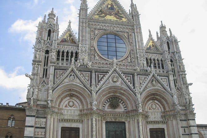 Imagen del tour: Evite las colas: recorrido a pie por la ciudad y el Duomo de Siena