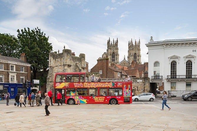 Imagen del tour: Excursión en autobús con paradas libres de City Sightseeing por York