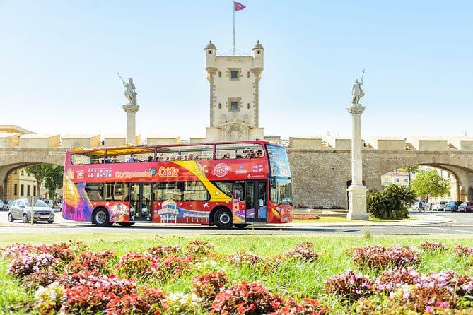 Imagen del tour: Excursión por la costa de Cádiz: Excursión en autobús turístico con paradas libres por la ciudad de Cádiz