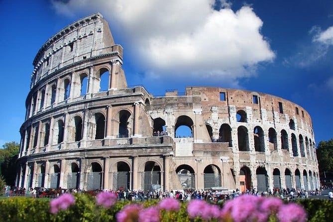 Imagen del tour: Evite las colas Visita para grupos pequeños al Coliseo con el Foro Romano y el Monte Palatino
