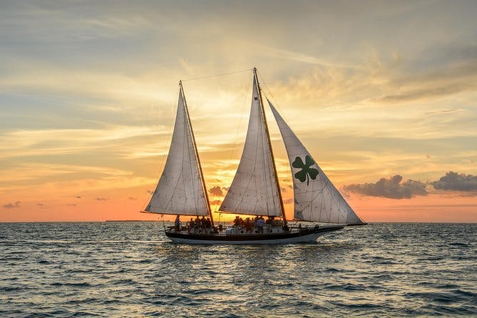 Imagen del tour: Key West Premium Sunset Sail a bordo de Schooner con Hors D'oeuvres y Full Bar