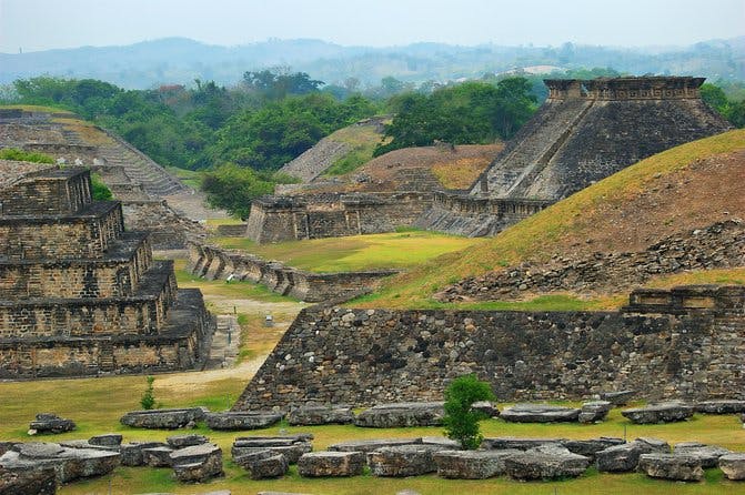Imagen del tour: Excursión de un día a las ruinas de El Tajín y Papantla desde Veracruz