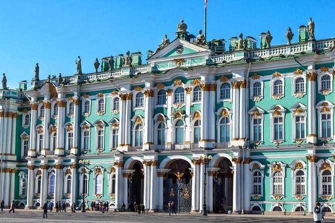 Imagen del tour: Excursión para grupos pequeños al Museo del Hermitage en San Petersburgo con entrada Evite las colas y acceso a primera hora en verano