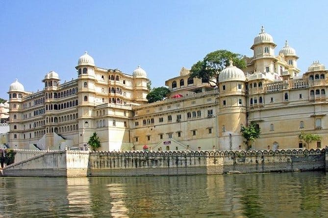 Imagen del tour: City Tour de Udaipur con Kumbhalgarh Fort y Ranakpur Jain Temple Tour en 2 días