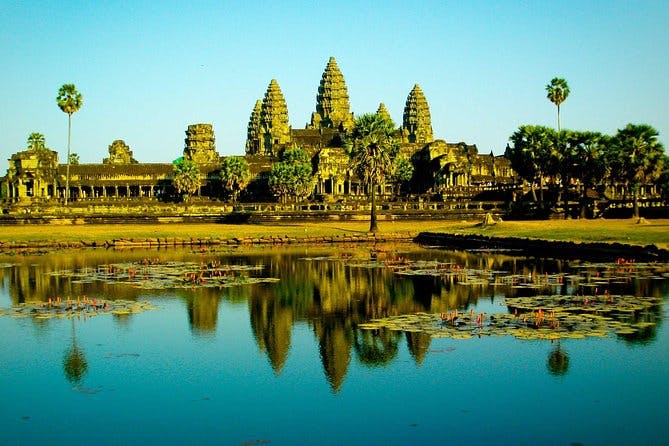 Imagen del tour: Excursión de día completo para grupos pequeños a Angkor Wat desde Siem Reap
