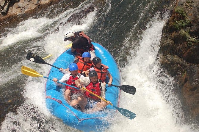 Imagen del tour: Rafting en aguas bravas clase 3/4 río Tenorio desde Tamarindo