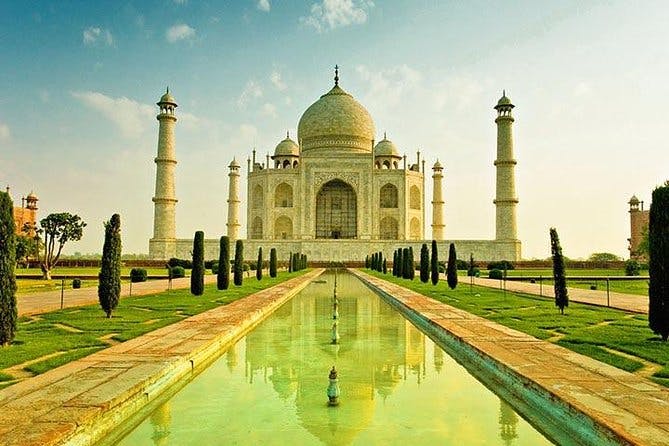 Imagen del tour: Excursión de 2 días al Taj Mahal y Agra desde Calcuta con vuelos comerciales de regreso