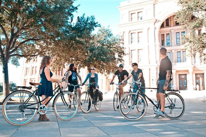 Imagen del tour: Tour en bicicleta por los iconos de Austin
