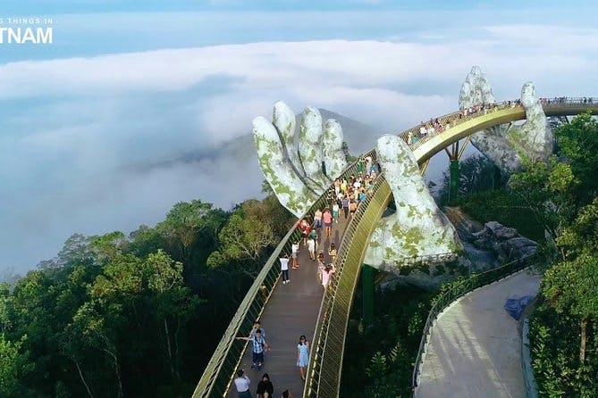 Imagen del tour: GRUPO PEQUEÑO Golden Bridge y Bana Hills de la ciudad de Danang
