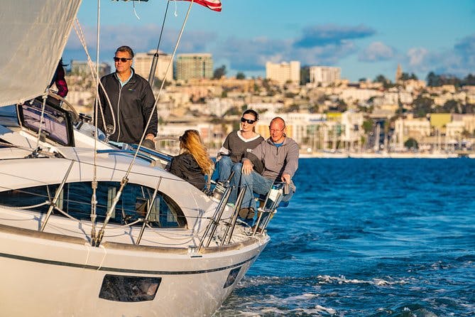 Imagen del tour: Excursión en velero por la tarde para grupos pequeños por San Diego.