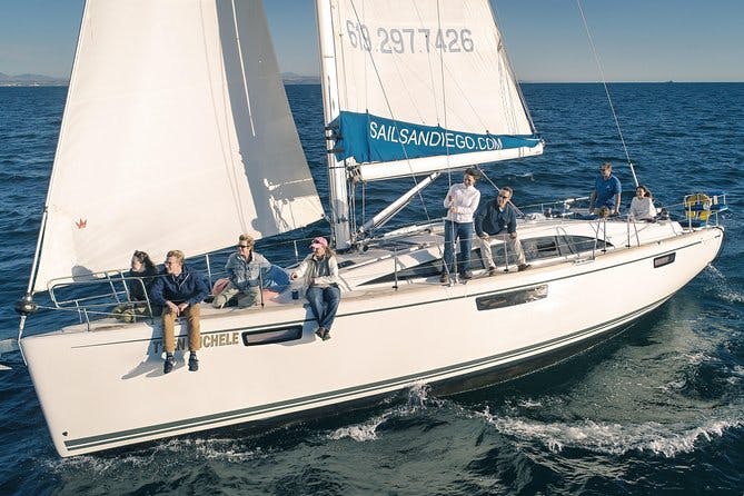 Imagen del tour: Excursión en barco por la tarde para grupos pequeños por San Diego