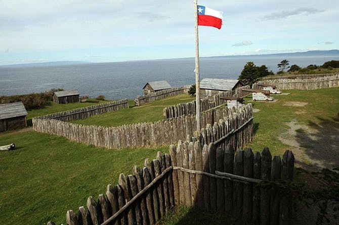 Imagen del tour: Excursión Privada para Cruceros en Punta Arenas: Fuerte Bulnes y Tour de Punta Arenas