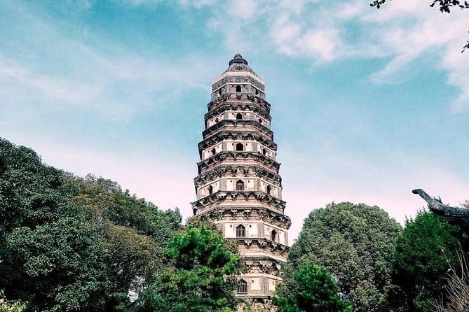 Imagen del tour: Tour privado de Suzhou que incluye el jardín persistente y la colina del tigre con clase de bonsai
