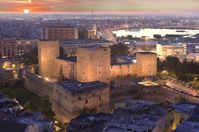 Imagen del tour: Recorrido por las fortificaciones de Bari: las defensas de la ciudad y su historia.