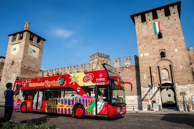 Imagen del tour: Excursión en autobús con paradas libres por la ciudad de Verona