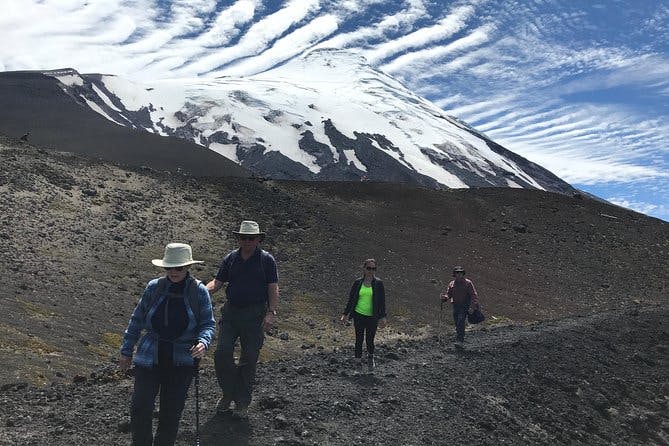 Imagen del tour: Caminata Solitario y V. Salto Osorno Petrohue