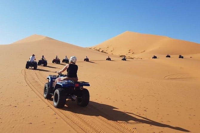 Imagen del tour: 7 días: Casablanca a Chefchaouen, luego Fes y el desierto del Sahara - Camel Trekking