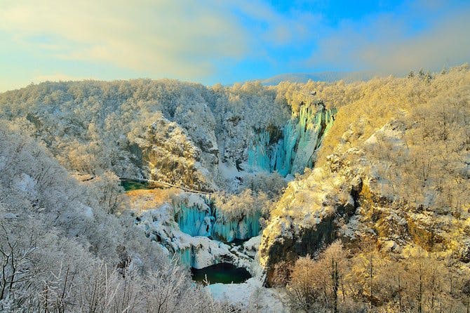 Imagen del tour: Parque Nacional de los lagos de Plitvice desde Zagreb