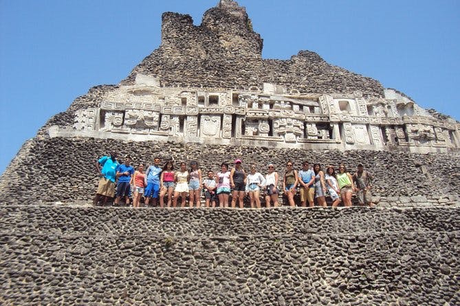 Imagen del tour: Visita al sitio maya de Xunantunich desde la ciudad de Belice